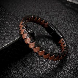 NWOT Brown And Black Braided Metal Magnetic Buckle • Leather Bracelet